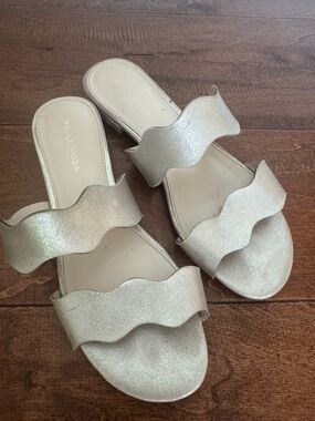 Pelle Moda Metallic Wave Double-Strap Slide Sandals in Champagne Gold